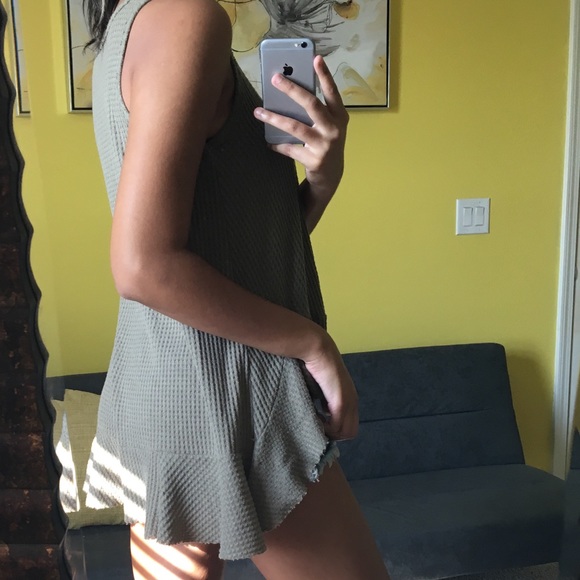 Sleeveless casual top - Picture 3 of 6